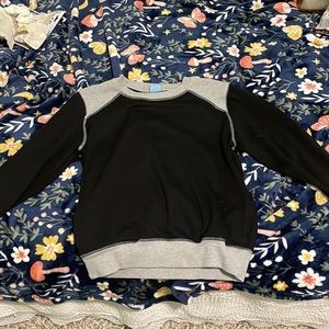 Comfort Corner comfy black sweater size M